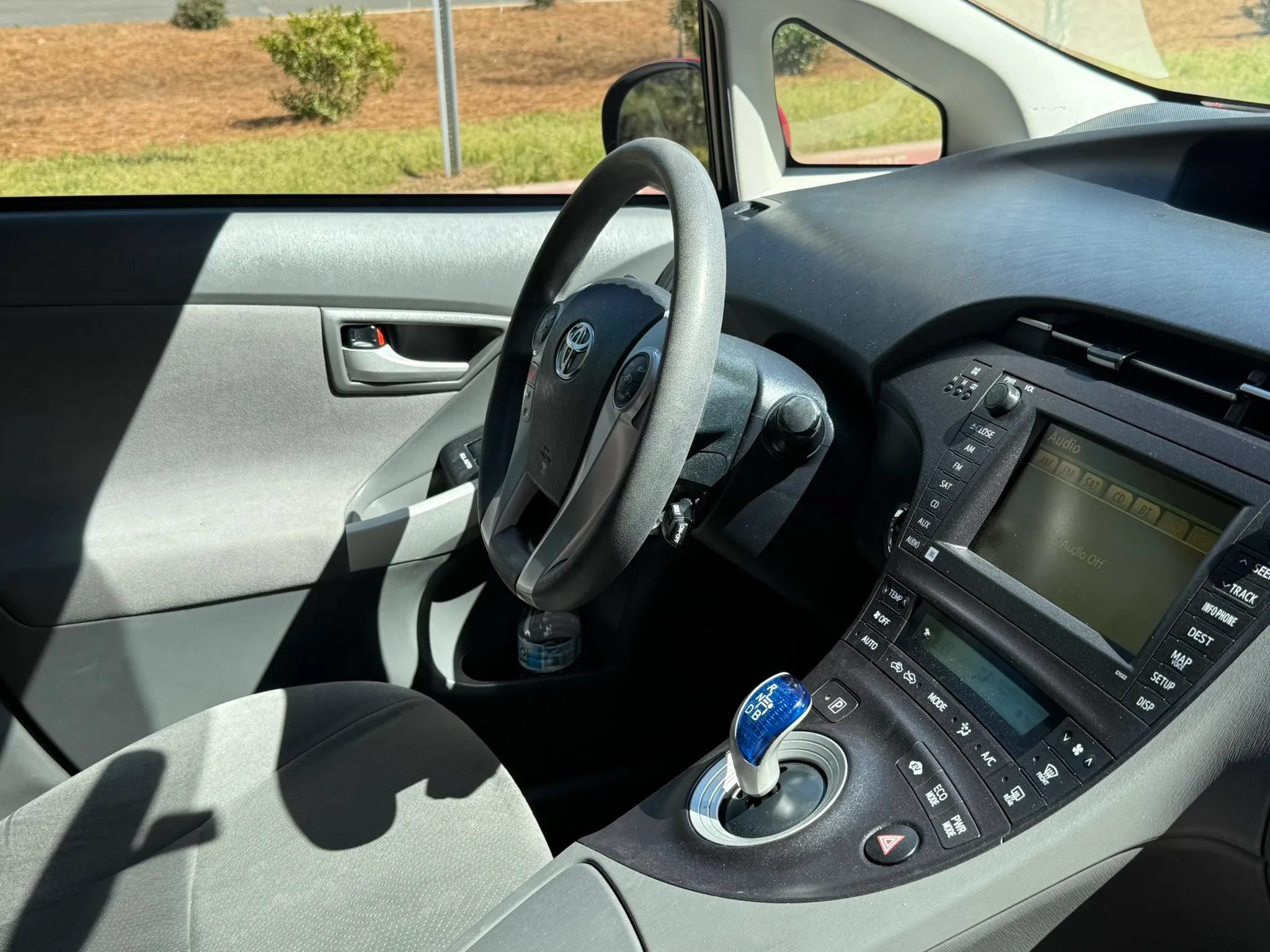 Used 2011 Toyota Prius Three w/ Navigation Pkg FWD image 21