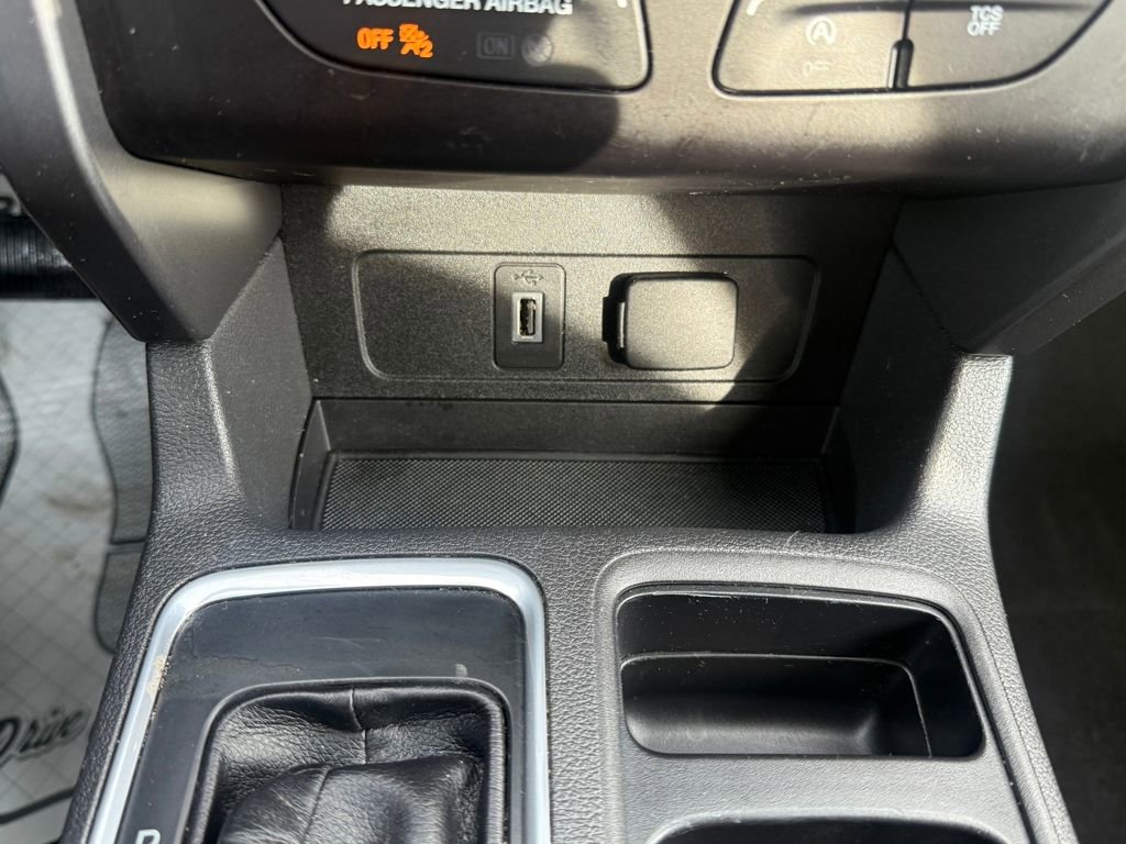Used 2018 Ford Escape SEL image 26