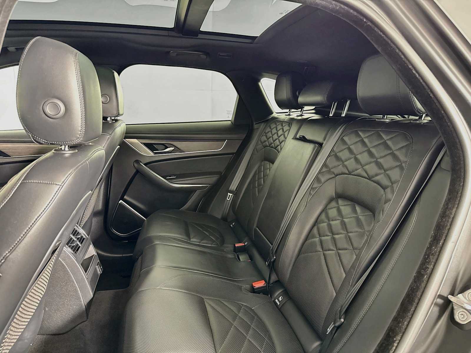 Used 2021 Jaguar F-PACE S AWD/4WD image 21
