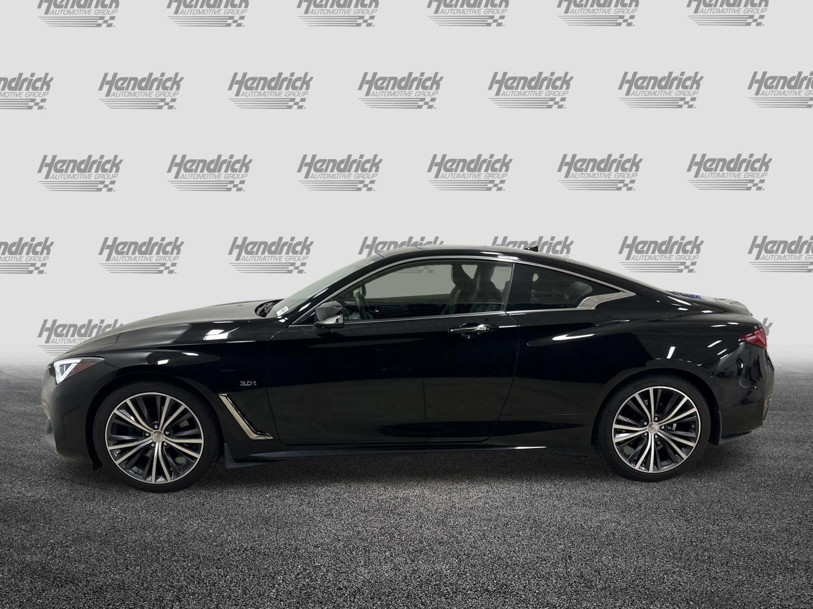 Used 2018 INFINITI Q60 3.0t Luxe w/ Sensory Package 3.0T Luxe AWD/4WD image 7