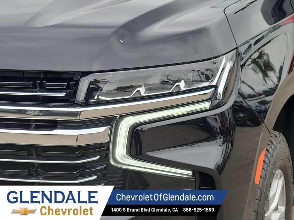 Certified 2024 Chevrolet Suburban LT AWD/4WD image 17