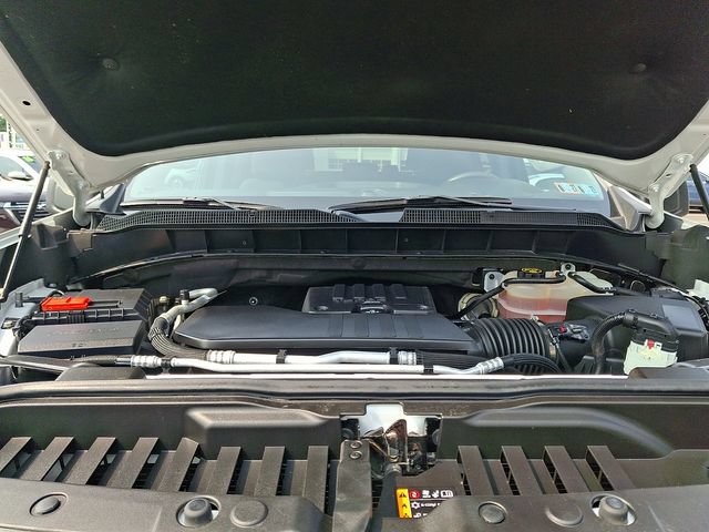 Used 2022 Chevrolet Silverado 1500 Custom w/ LPO, Dark Essentials Package AWD/4WD image 26