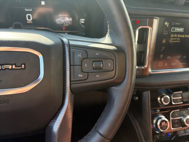 Used 2023 GMC Yukon Denali Ultimate AWD/4WD image 8