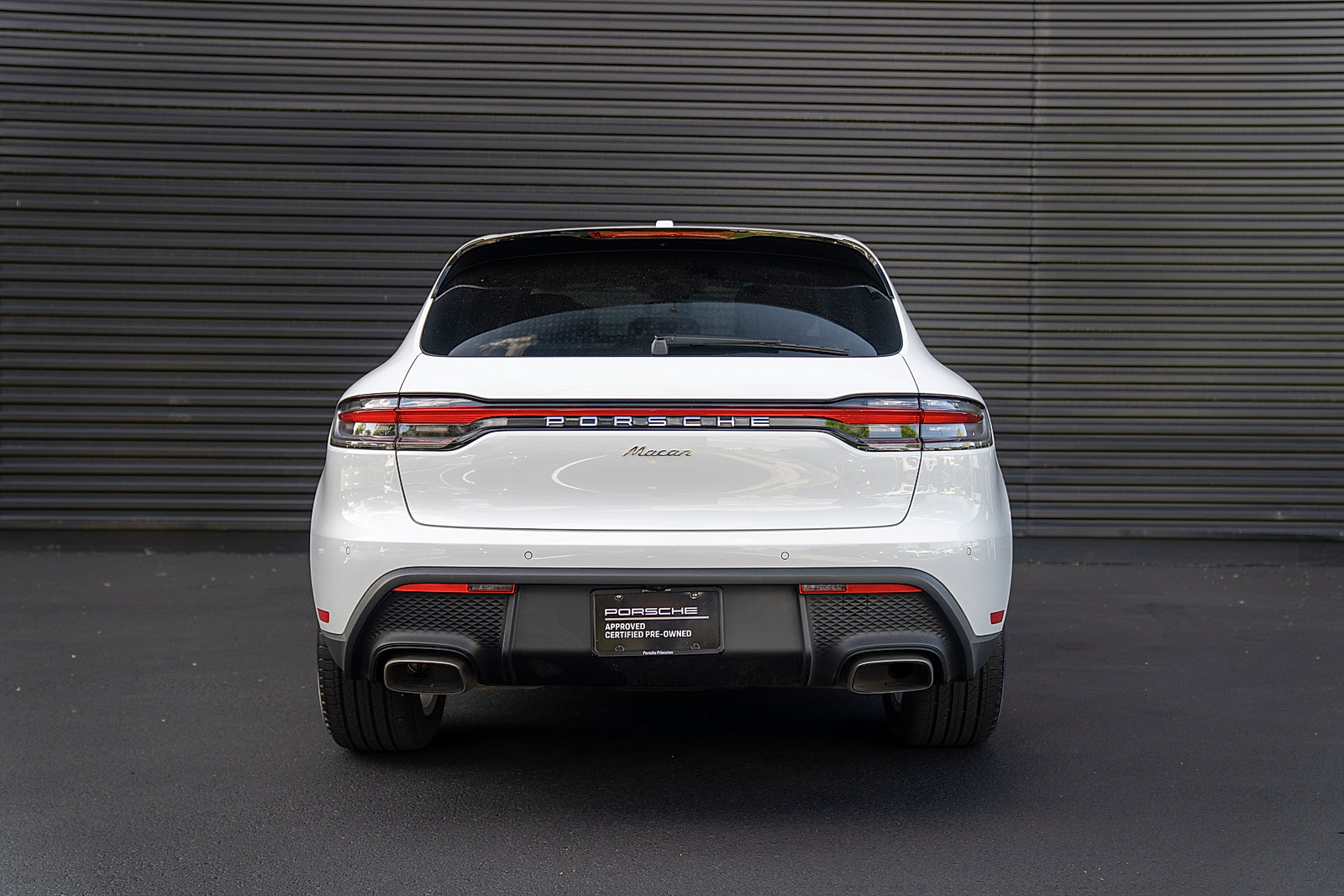 Certified 2026 Porsche Macan AWD/4WD image 29