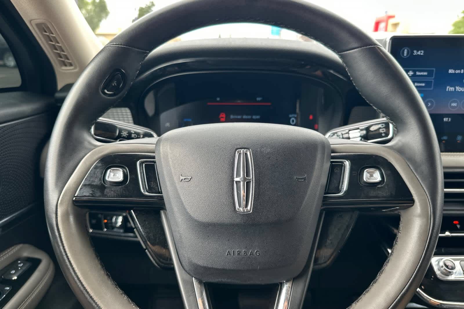 Certified 2024 Lincoln Corsair FWD image 24