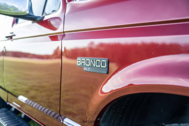 Used 1995 Ford Bronco XLT AWD/4WD image 87