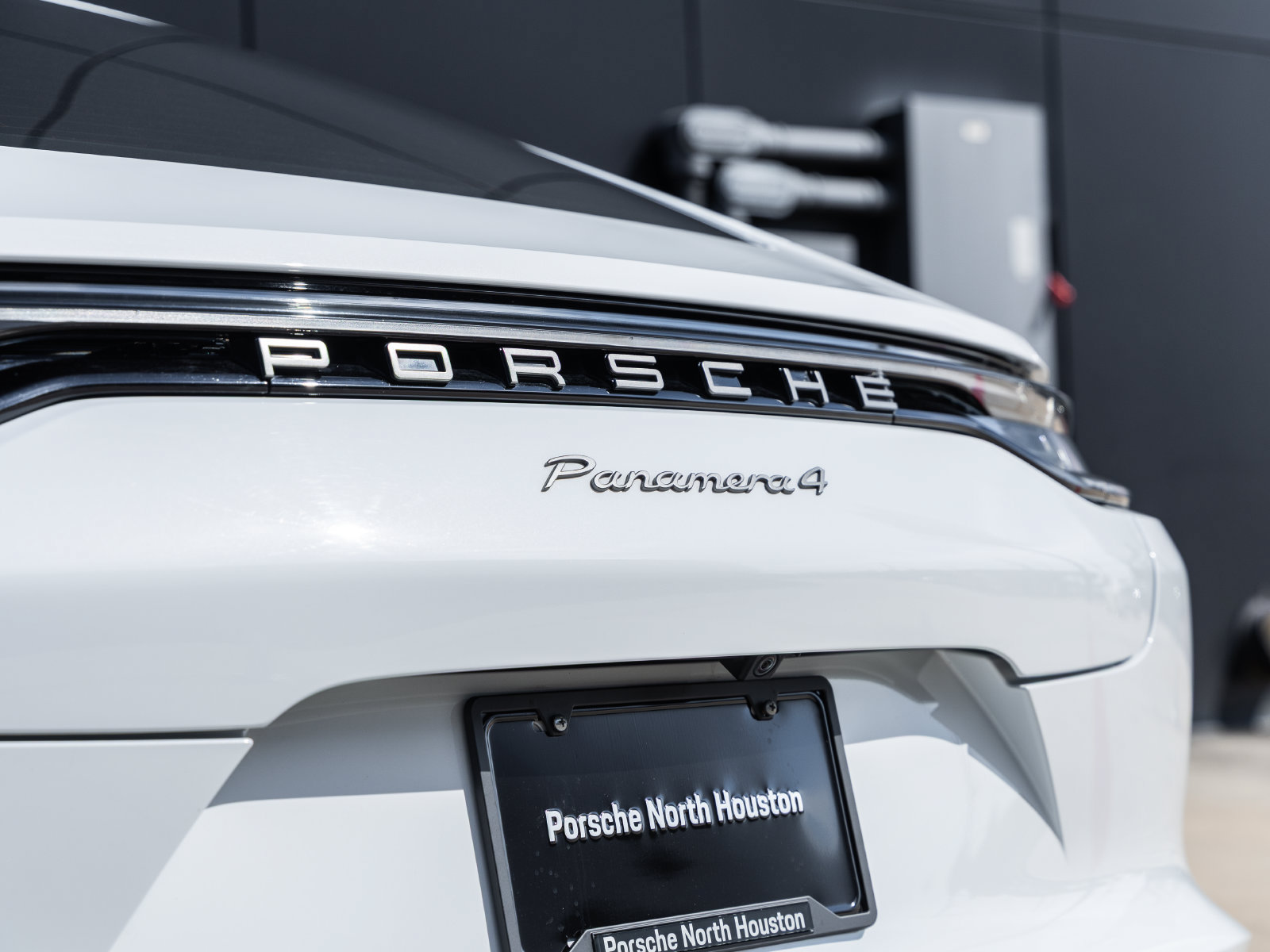 Certified 2023 Porsche Panamera 4 Platinum Edition AWD/4WD image 15