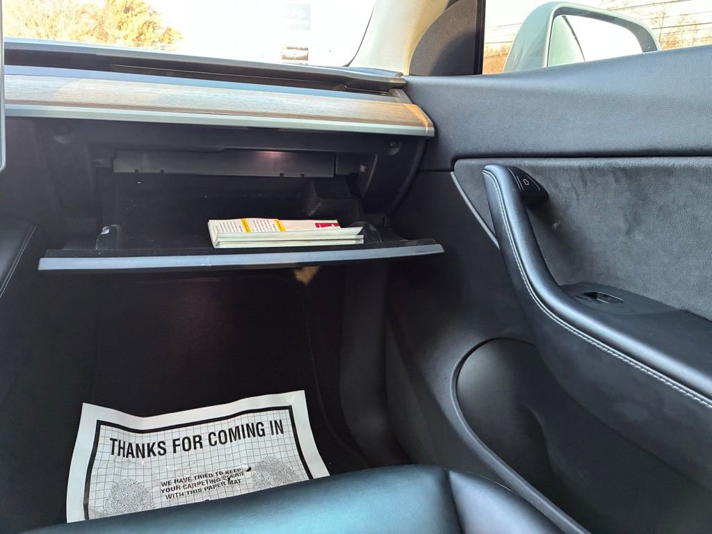 Used 2021 Tesla Model Y Long Range image 37