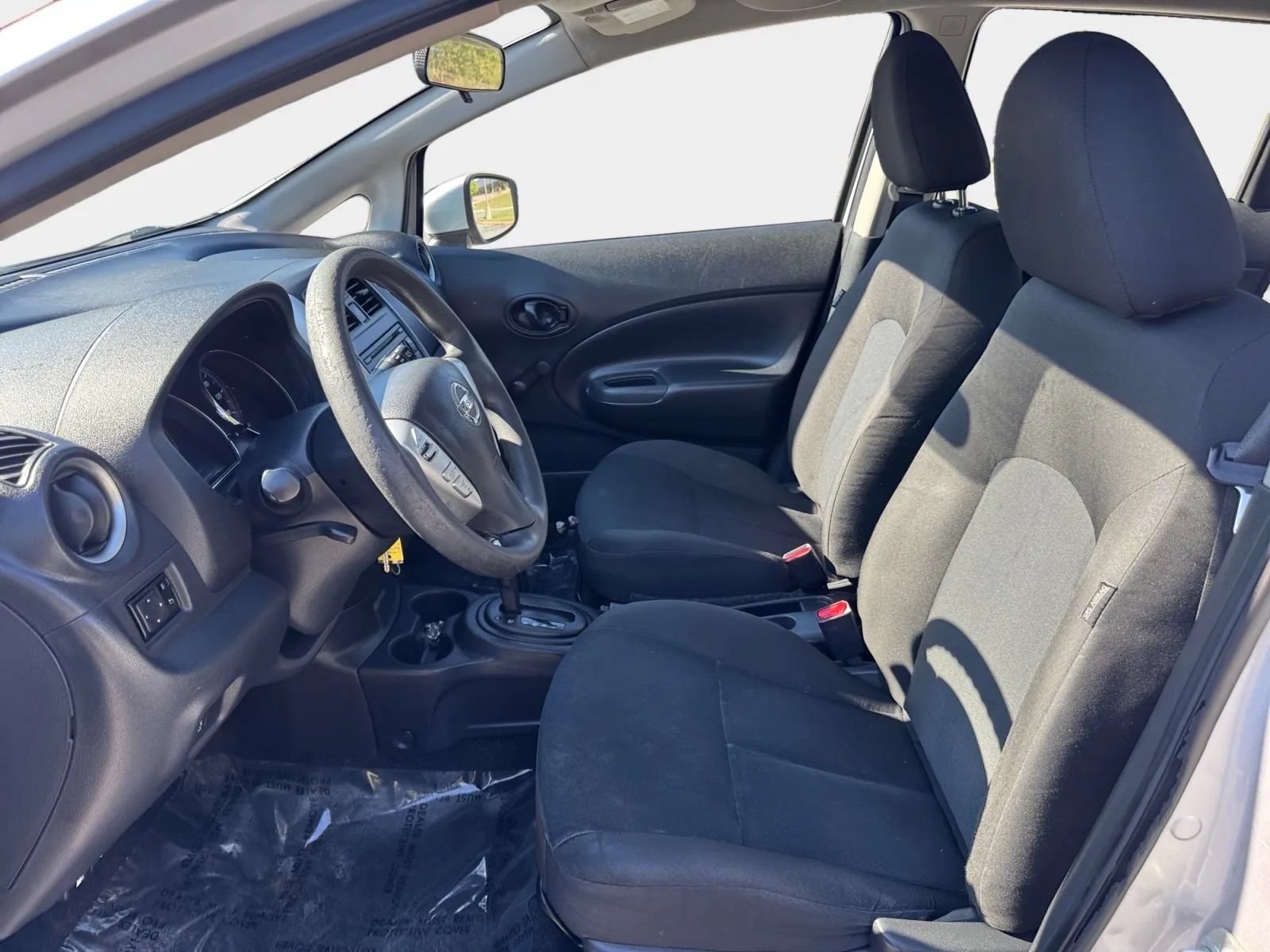 Used 2018 Nissan Versa Note S FWD image 9