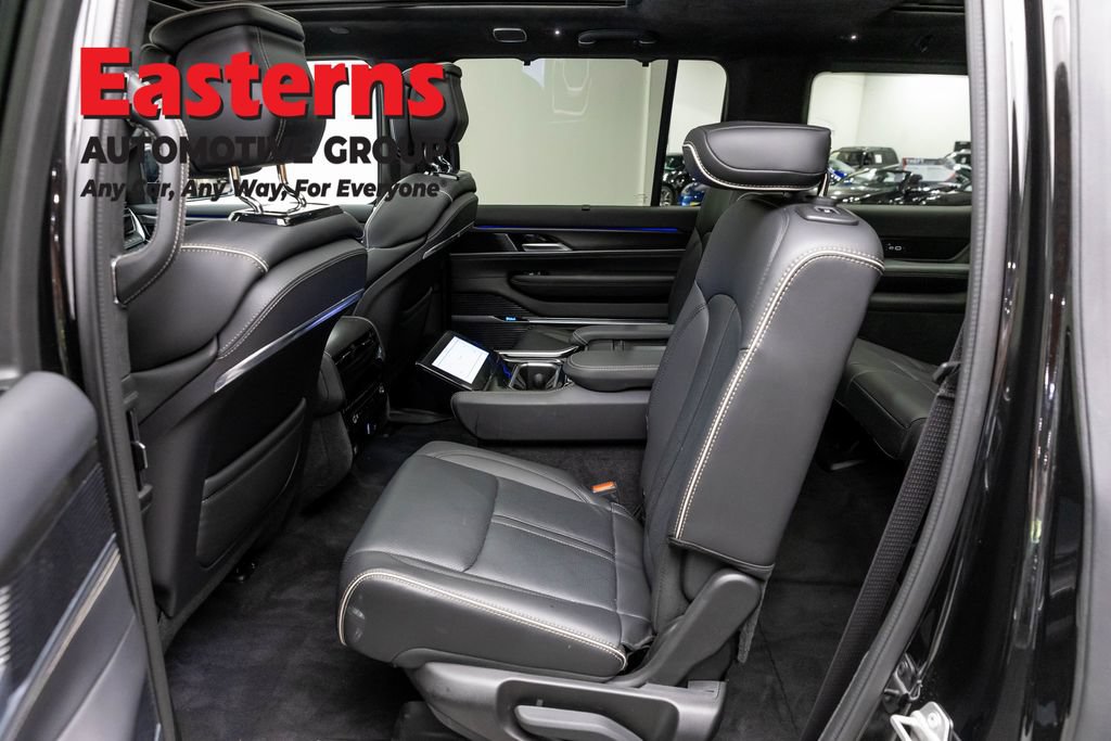 Used 2024 Jeep Grand Wagoneer Series II w/ Quick Order Packagew 28T AWD/4WD image 23