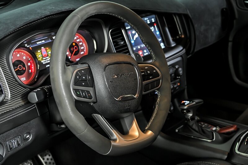Used 2022 Dodge Charger SRT Hellcat w/ Carbon/Suede Interior Package RWD image 20