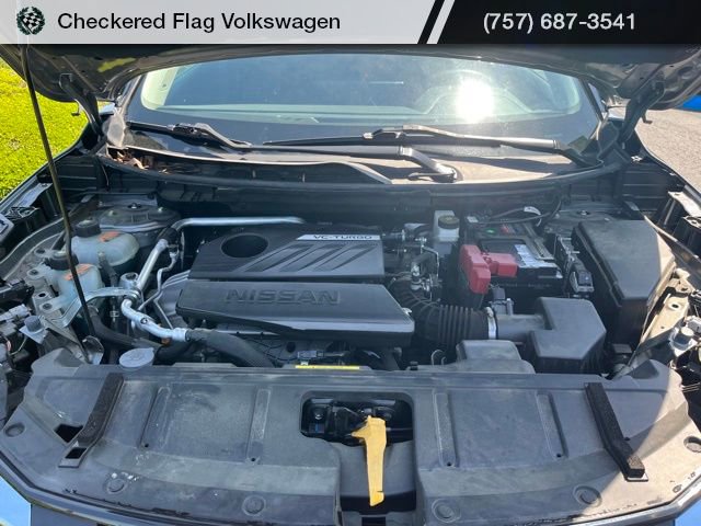 Used 2024 Nissan Rogue Platinum AWD/4WD image 32