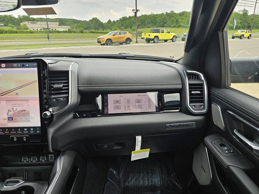 New 2025 RAM 1500 Laramie image 39