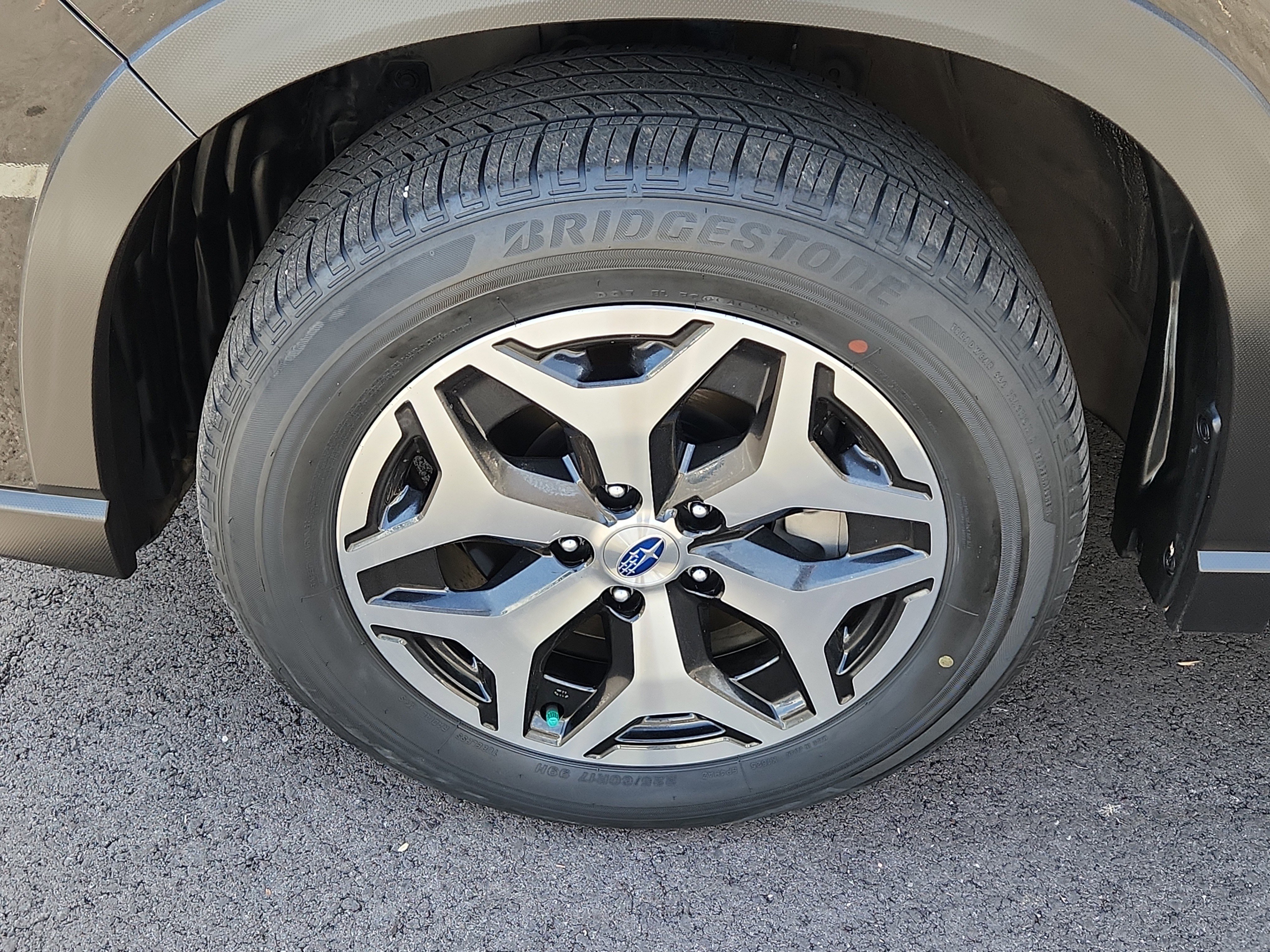 Used 2022 Subaru Forester Premium image 7