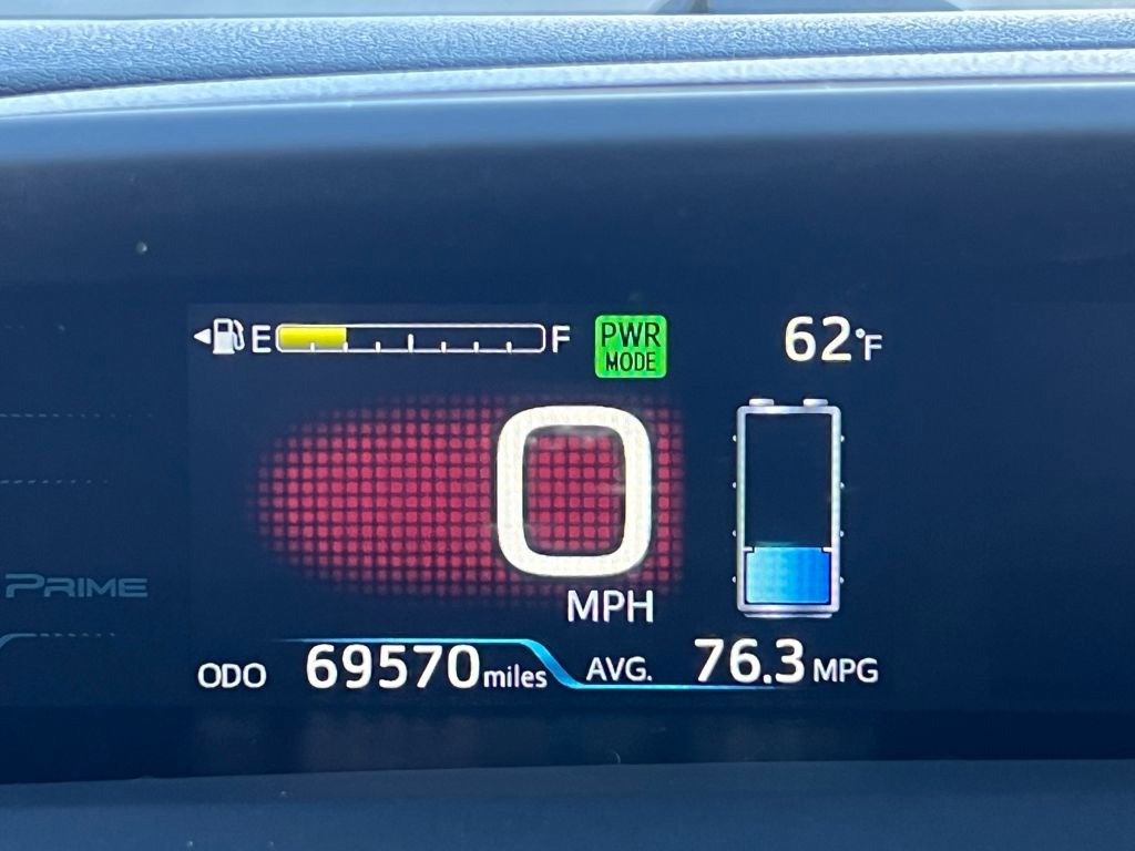 Certified 2017 Toyota Prius Prime Advanced image 35