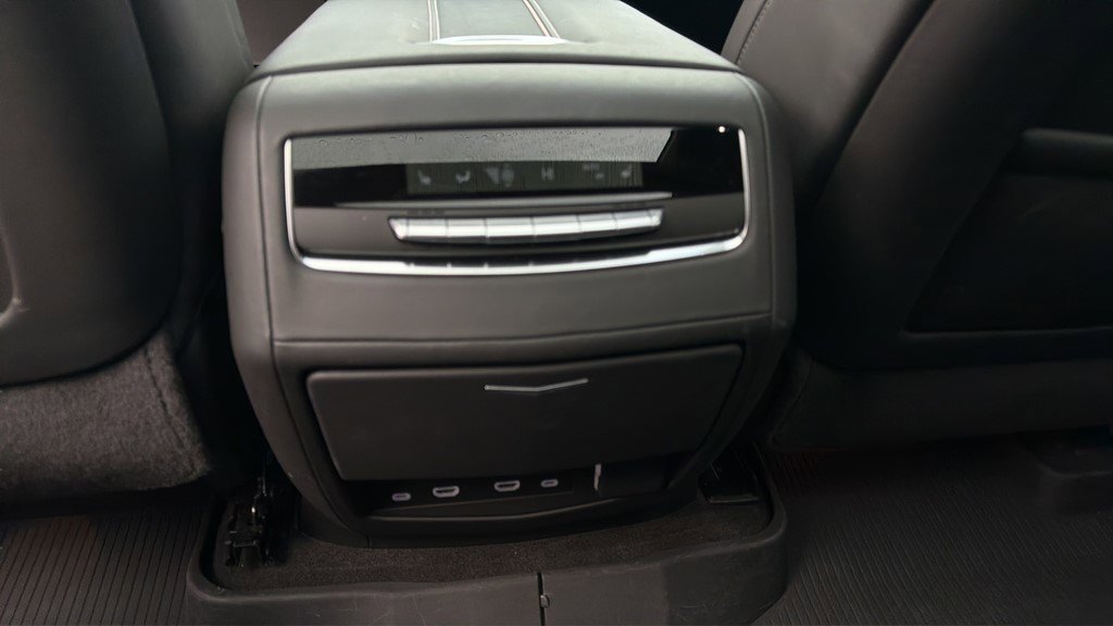 Certified 2024 Cadillac Escalade Sport Platinum w/ LPO, Floor Liner Package image 23