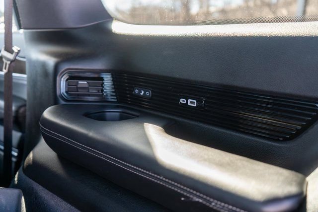 Used 2023 Jeep Grand Wagoneer 4WD w/ Flexible Seating Group image 13