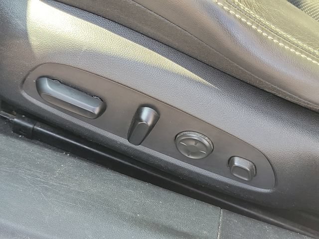 Certified 2017 Buick LaCrosse Premium w/ Sun and Shade Package FWD image 6