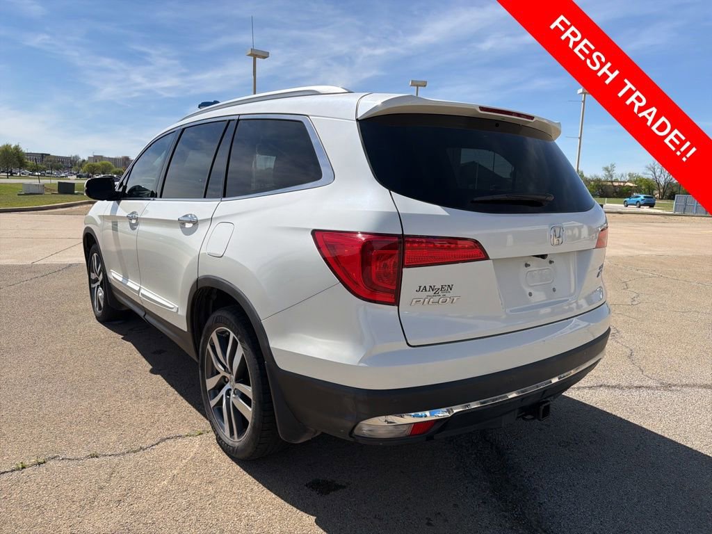 Used 2017 Honda Pilot Elite image 7