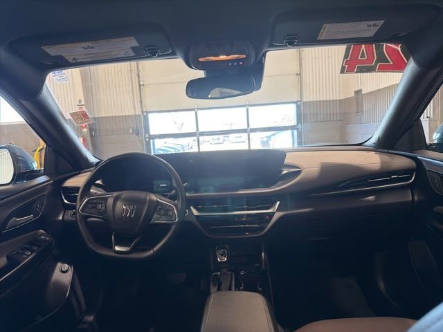 Used 2024 Buick Envista Avenir FWD image 14