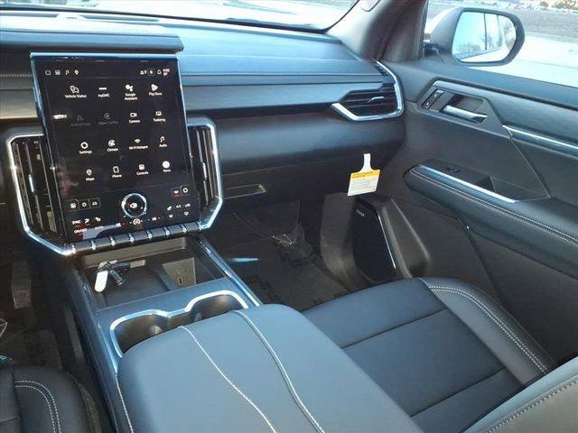 New 2026 GMC Acadia Elevation w/ Elevation Premium Package FWD image 6
