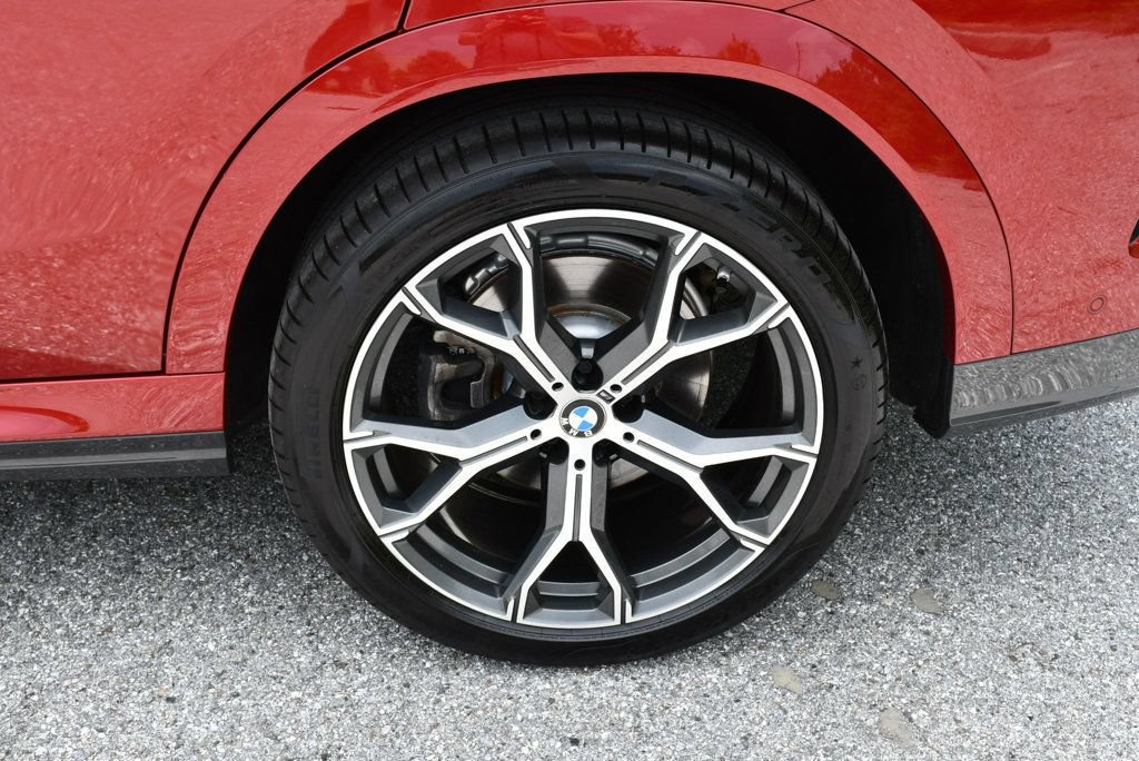 Used 2022 BMW X6 xDrive40i w/ Executive Package AWD/4WD image 65