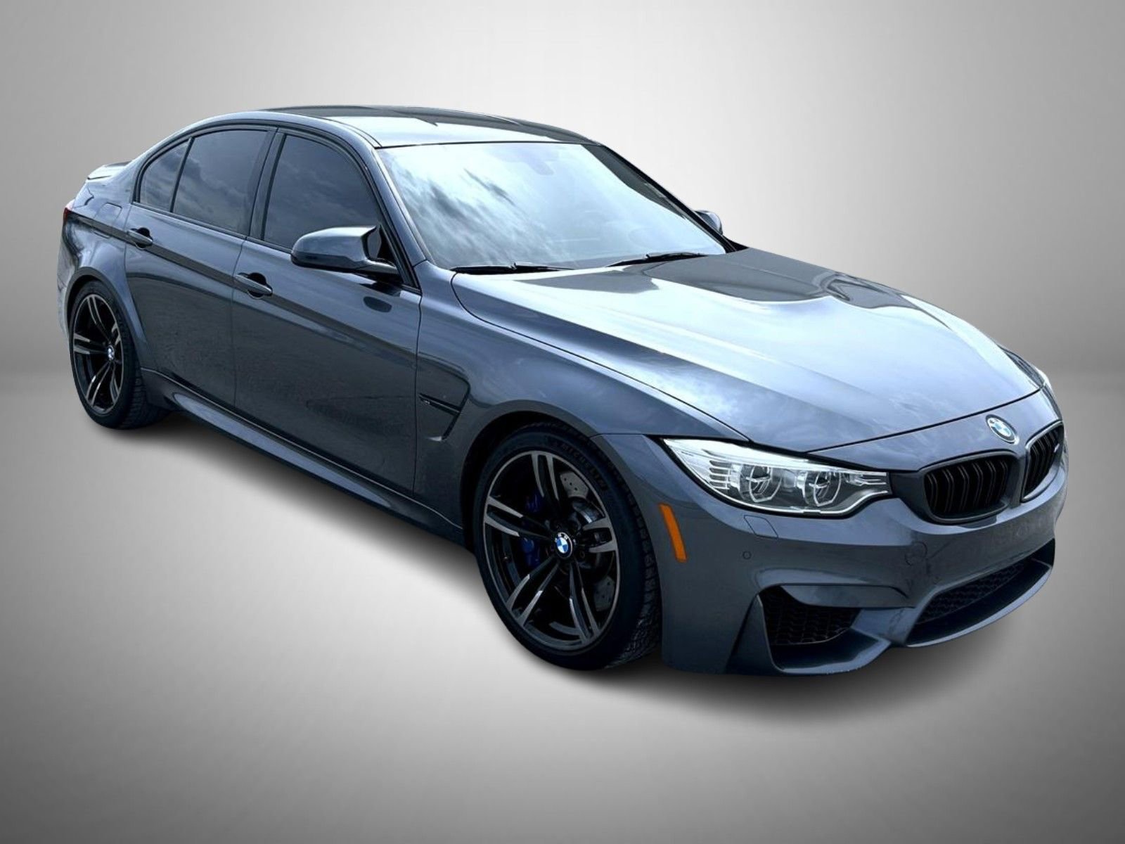 Used 2016 BMW M3 image 3