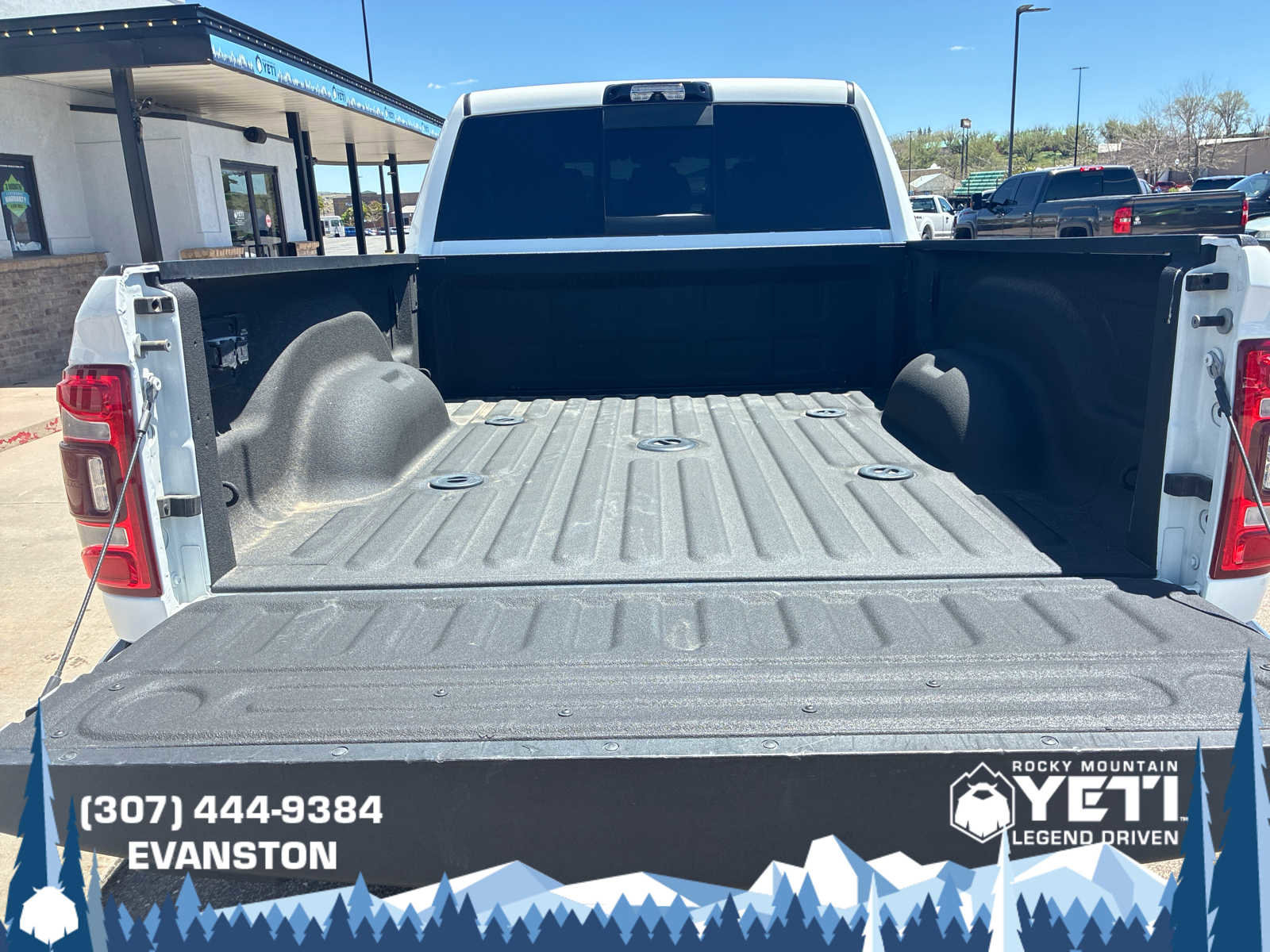 Used 2022 RAM 2500 Laramie AWD/4WD image 27