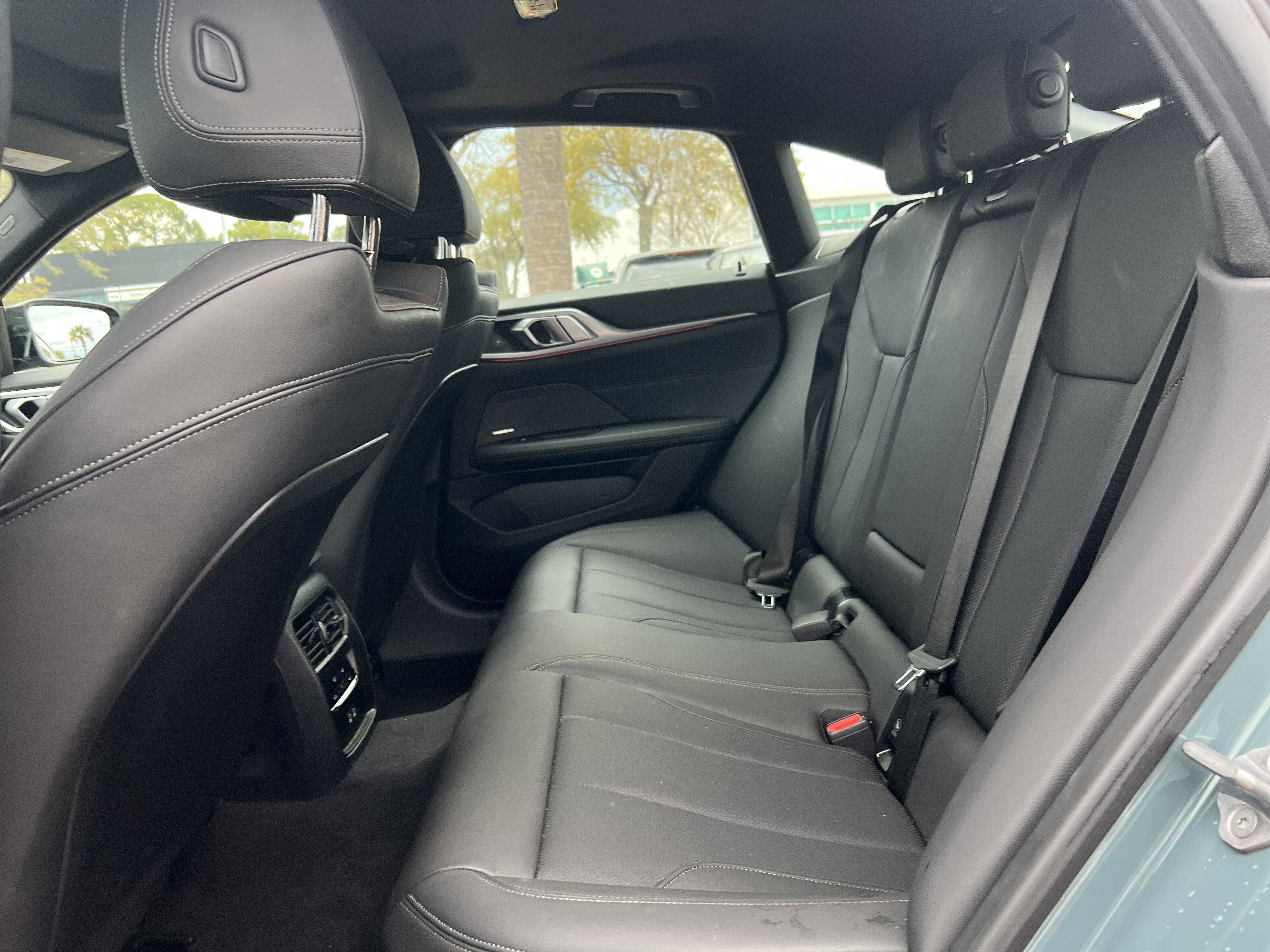 Certified 2025 BMW M440i image 31