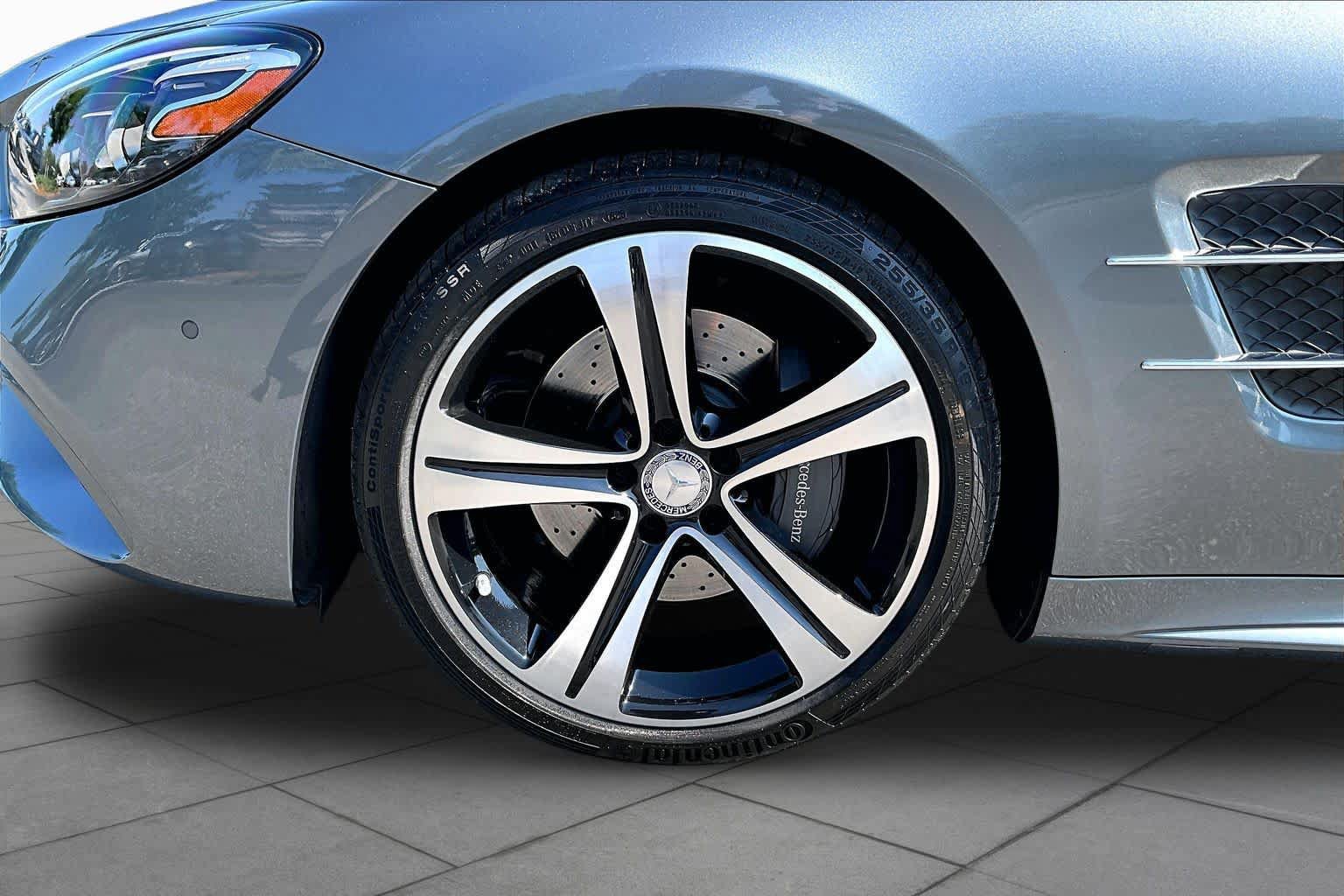 Used 2017 Mercedes-Benz SL 450 image 10