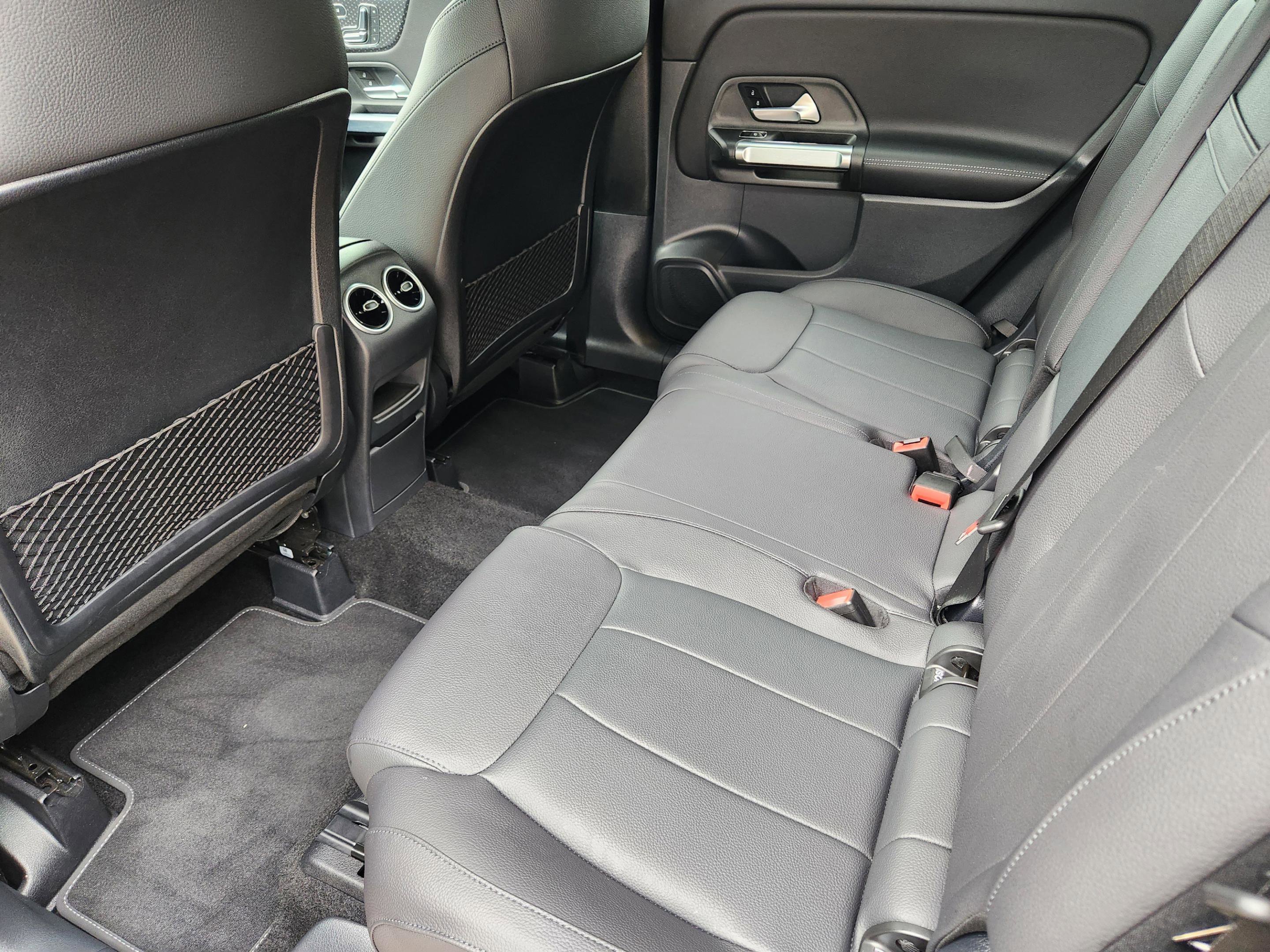 Certified 2025 Mercedes-Benz GLB 250 image 22