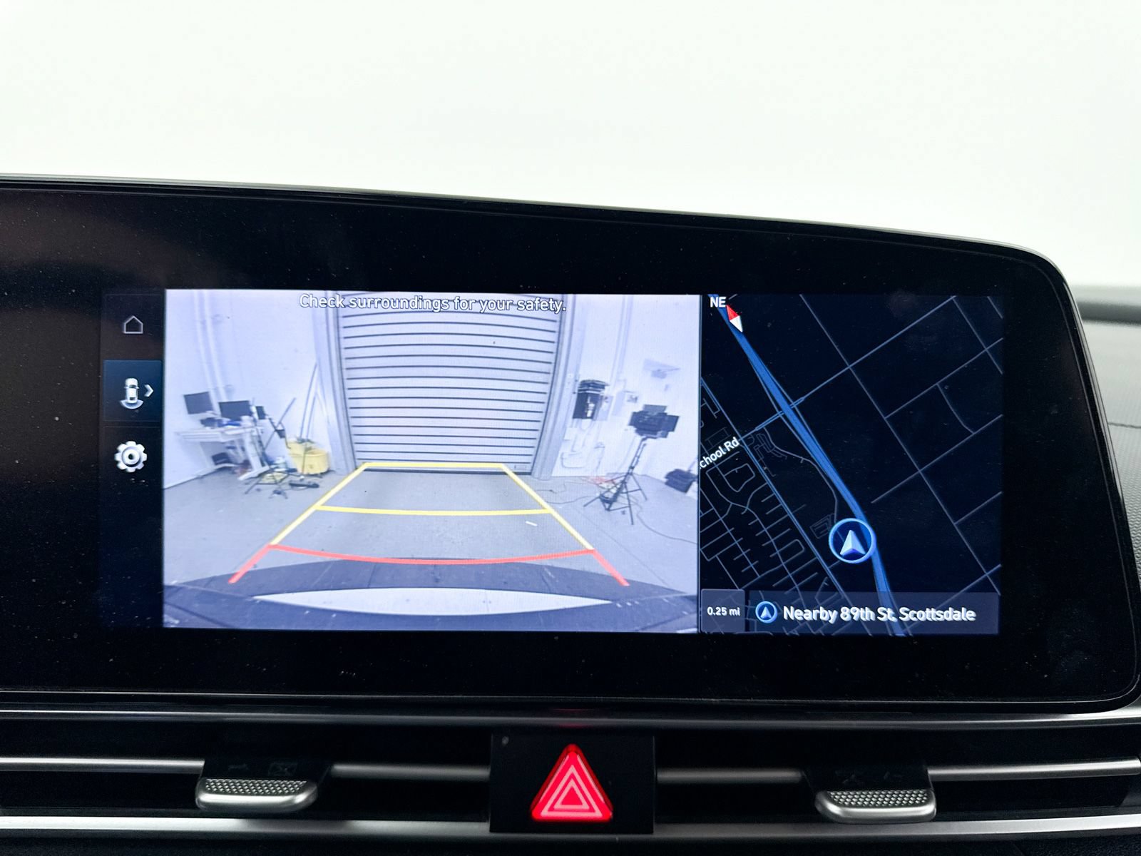 Used 2023 Hyundai Elantra SEL w/ Convenience Package FWD image 10