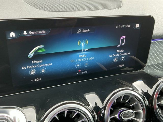 Used 2023 Mercedes-Benz GLB 250 4MATIC image 25