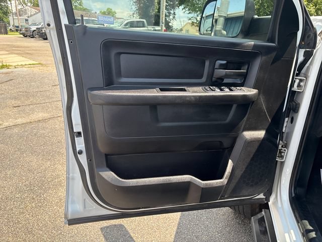 Used 2018 RAM 2500 Tradesman w/ Chrome Appearance Group AWD/4WD image 7