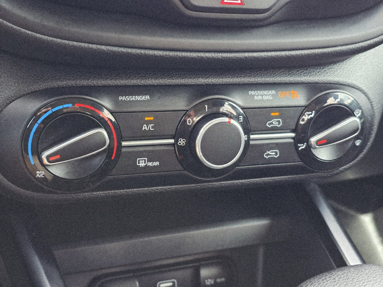 Used 2020 Kia Soul S FWD image 22