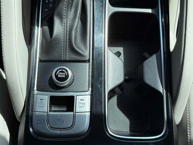 Used 2022 Kia Telluride EX w/ Towing Package FWD image 4