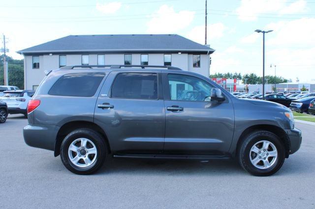 Used 2014 Toyota Sequoia SR5 w/ Premium Package AWD/4WD image 6