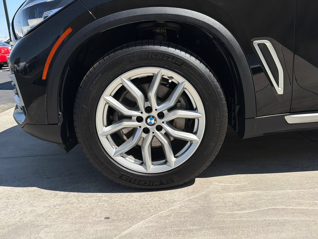 Used 2019 BMW X5 xDrive40i w/ Convenience Package AWD/4WD image 27