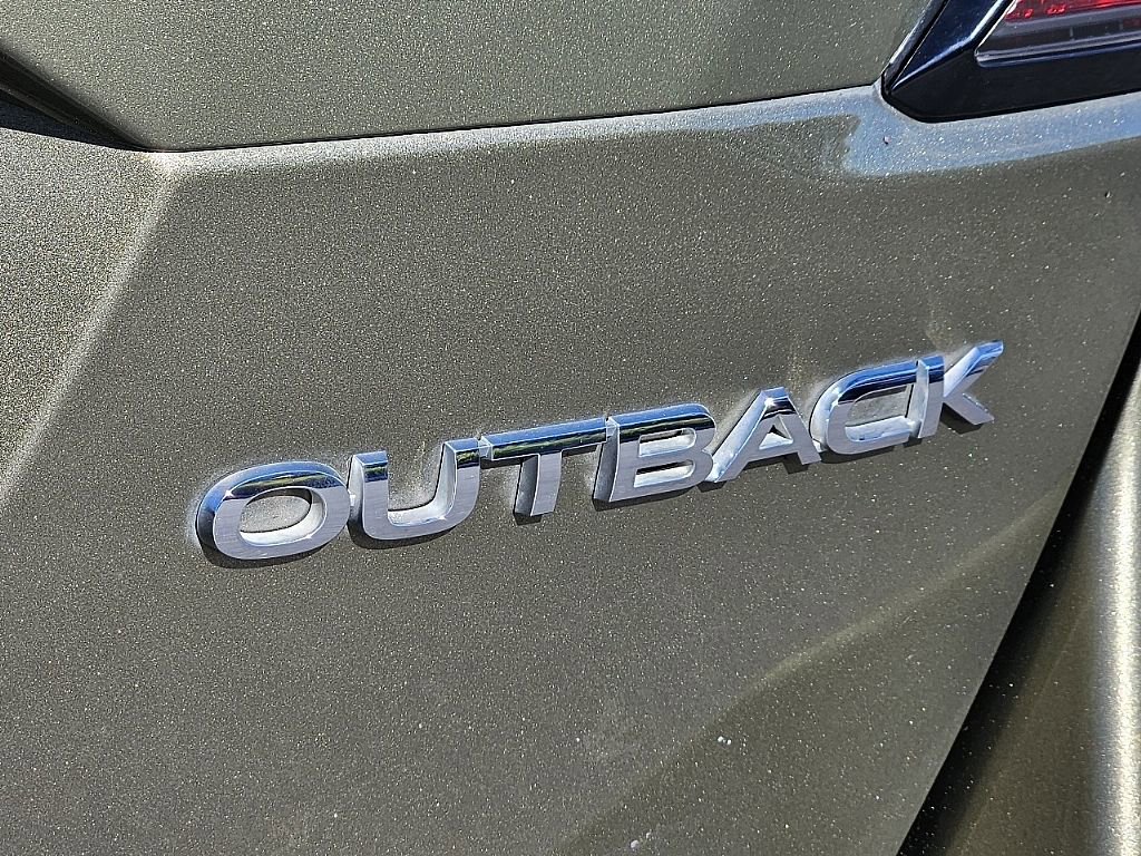 Used 2022 Subaru Outback Limited w/ Popular Package #2 image 15
