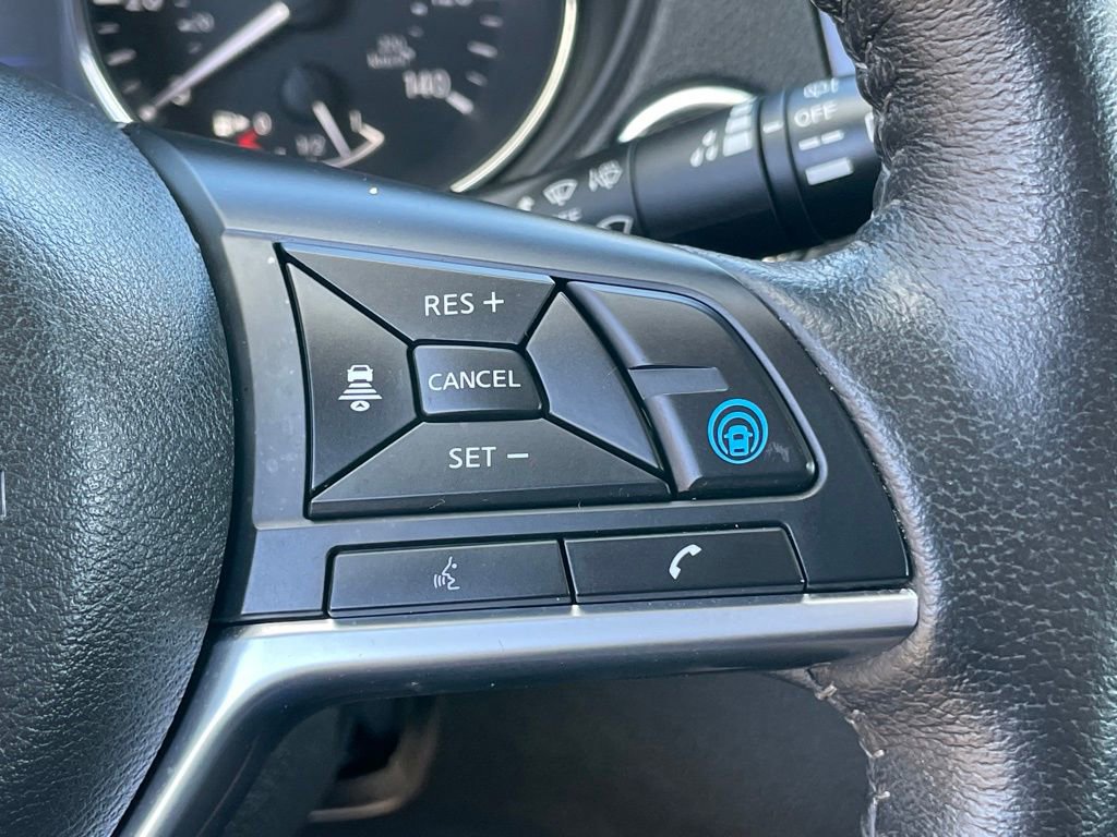 Certified 2019 Nissan Rogue SL w/ Premium Package image 16