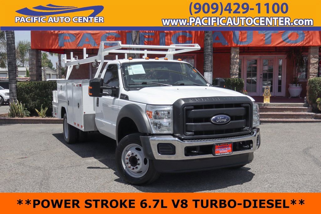 Used 2016 Ford F550 2WD Regular Cab Super Duty image 1