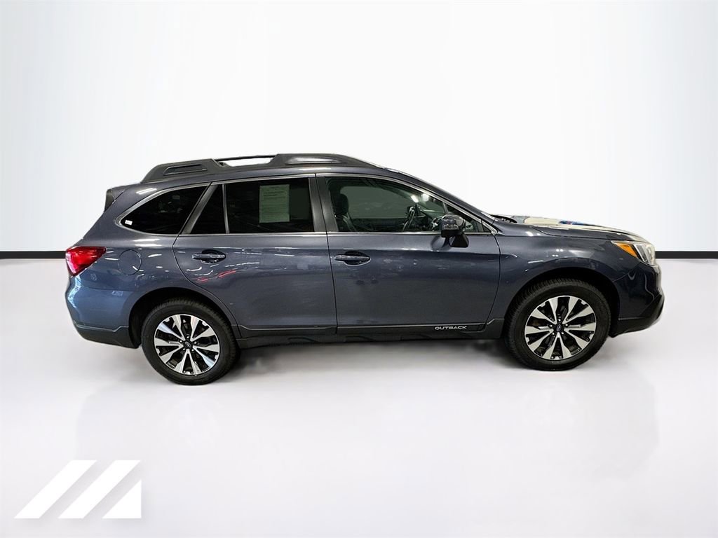 Used 2015 Subaru Outback 2.5i Limited AWD/4WD image 4