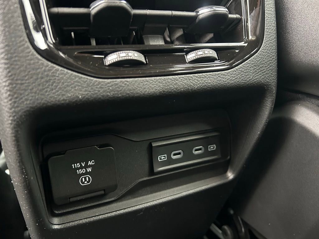 New 2026 Jeep Grand Cherokee Altitude image 28