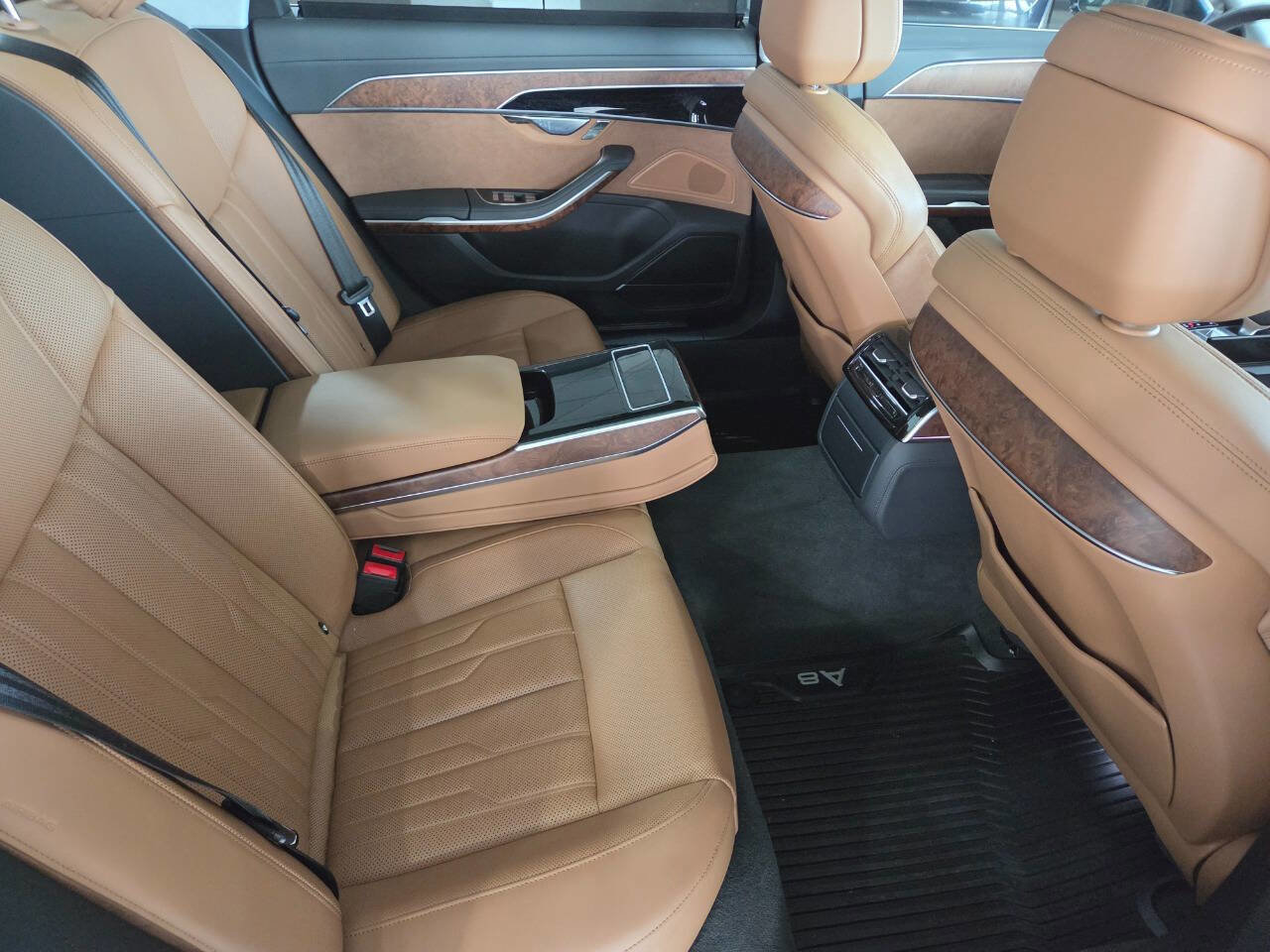 Used 2019 Audi A8 L 3.0T image 22