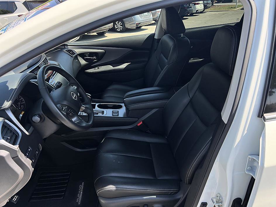Certified 2024 Nissan Murano SV w/ SV Midnight Edition Package FWD image 13