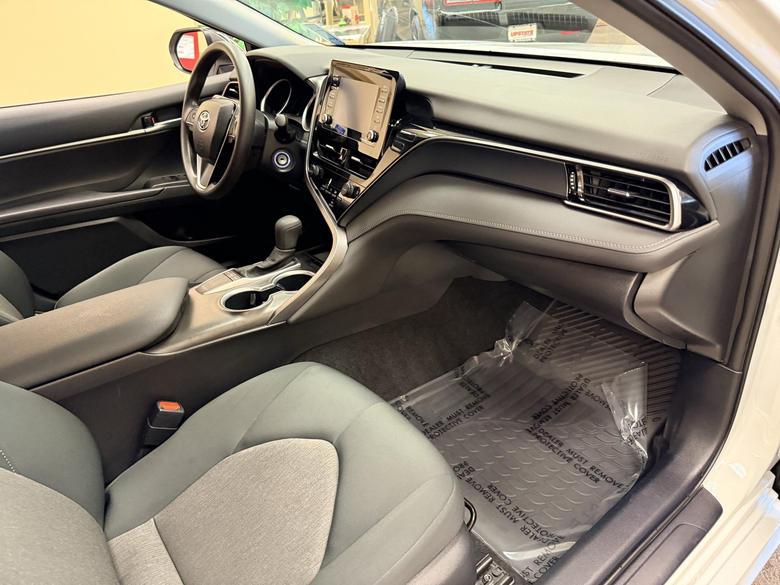 Used 2023 Toyota Camry LE FWD image 22