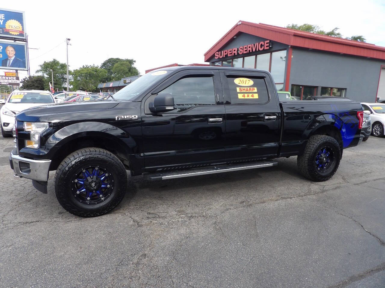 Used 2017 Ford F150 XLT w/ Equipment Group 301A Mid image 1