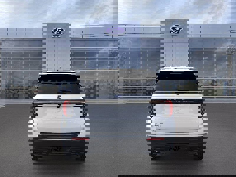 New 2025 Ford Explorer Active image 5