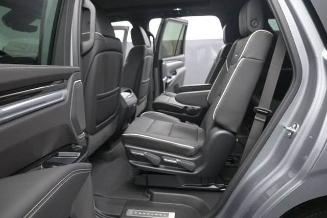 New 2026 Cadillac Escalade Luxury w/ LPO, Floor Liner Package AWD/4WD image 13
