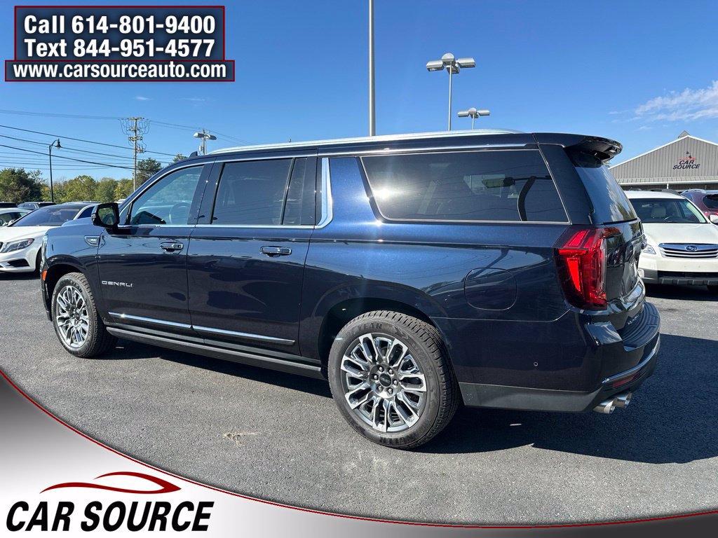 Used 2023 GMC Yukon XL Denali Ultimate AWD/4WD image 4